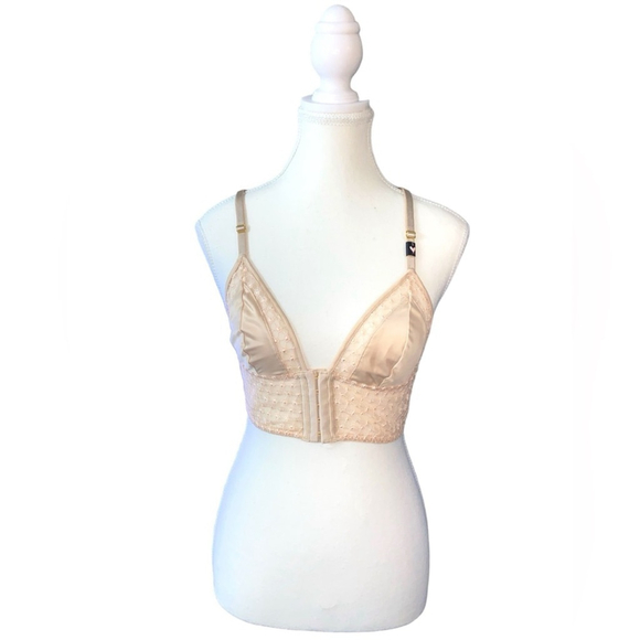 Victoria's Secret Other - 🆕Victoria’s Secret - Satin front closure micro floral embroidered bralette